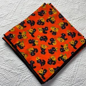 Like New Halloween Napkins 🎃